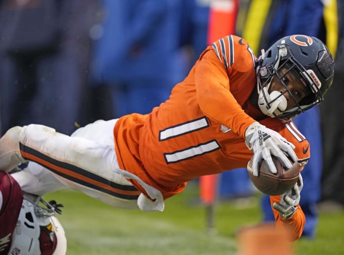 Former Bears receiver Darnell Mooney signed with the Atlanta Falcons in free agency.